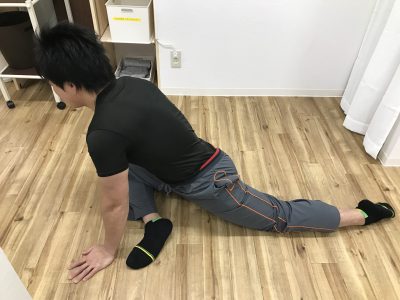 瑞穂市スタッフブログストレッチの様子